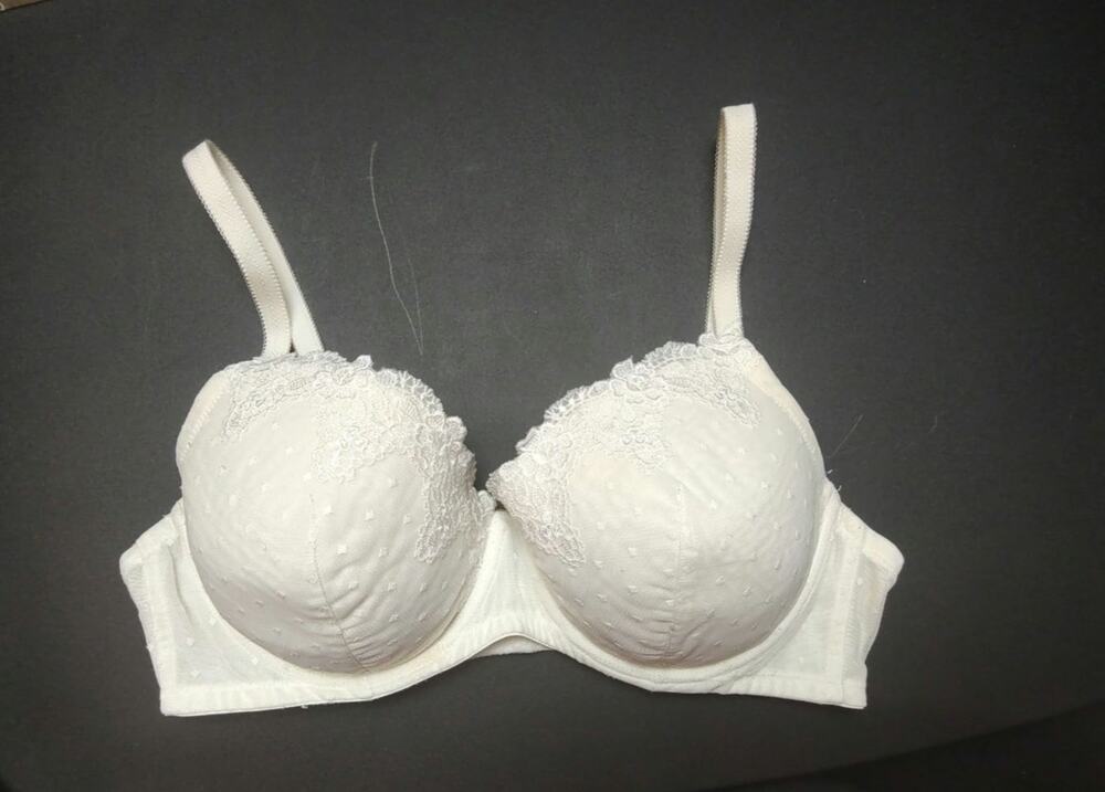 Soma 38C White Polka Dot Lace Trim Underwire Balconette Bra